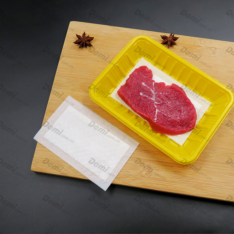 Saftige, saugfähige Fleischunterlage aus Vliesstoff zur Aufbewahrung von Lebensmitteln